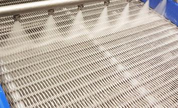 Cleaning and defrosting of a spiral freezer